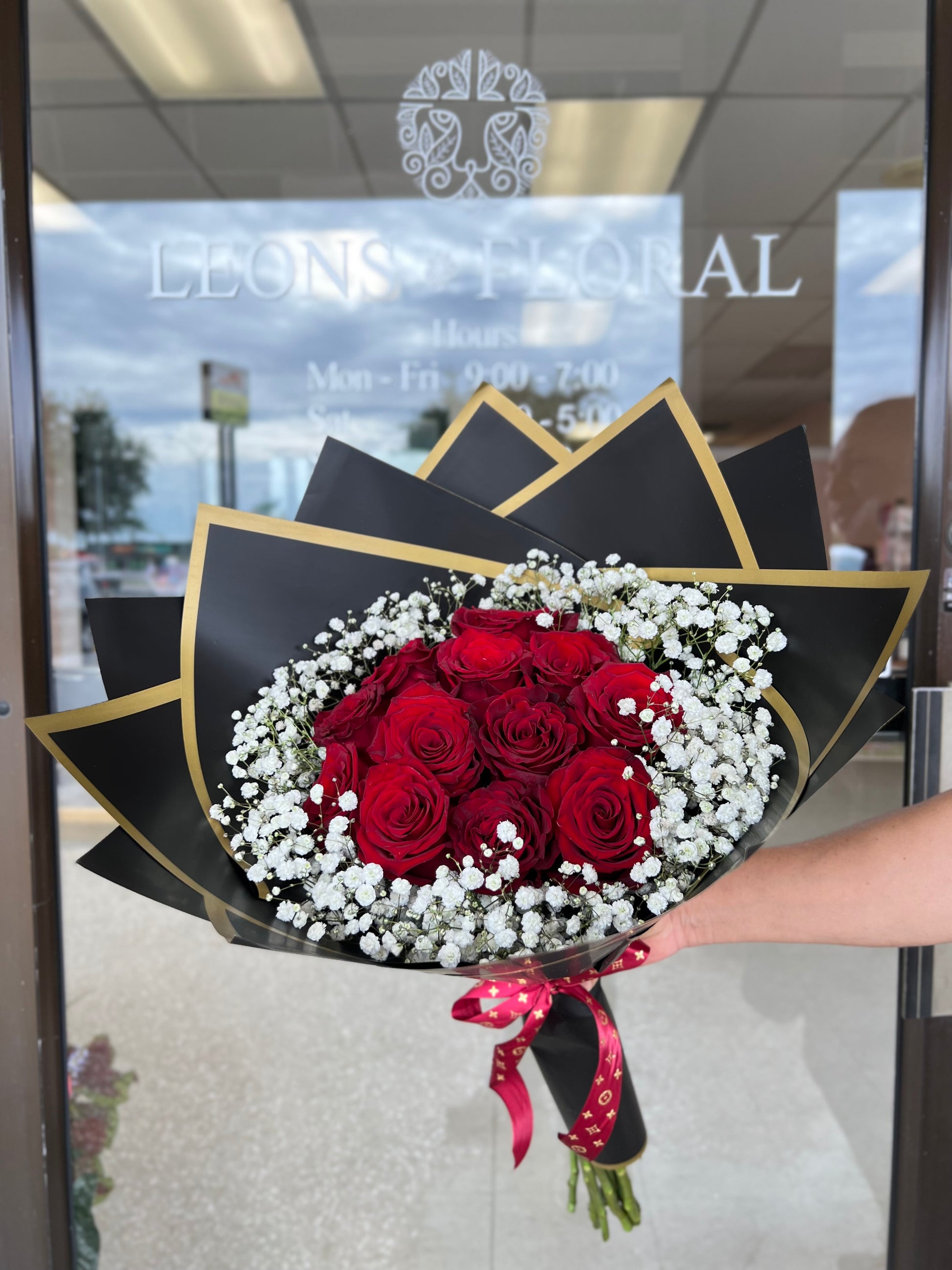 Round Red Rose Bouquet With Diamonds